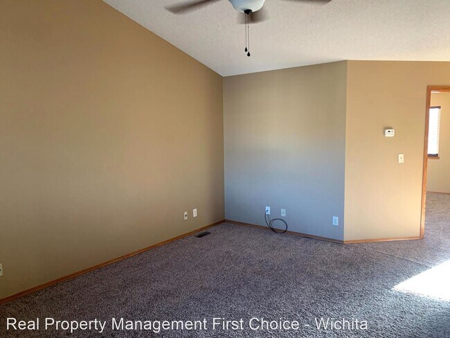 Building Photo - 4 br, 2 bath House - 8923 W Meadow Park St.