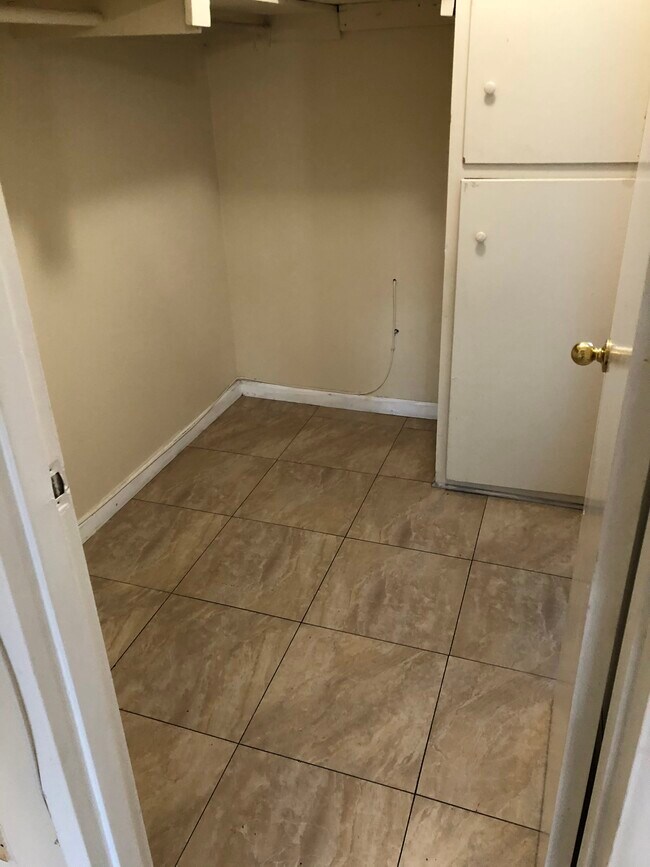 Foto del edificio - 14534 Saticoy St