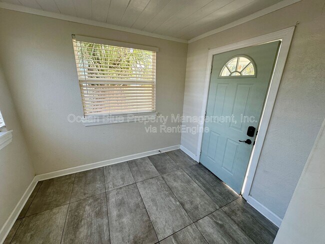 Foto del edificio - 4133 3rd Ave N