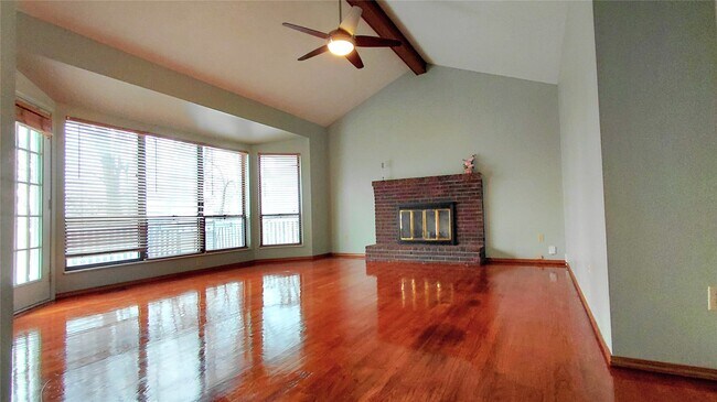 Foto del edificio - 961 Villa Gran Way