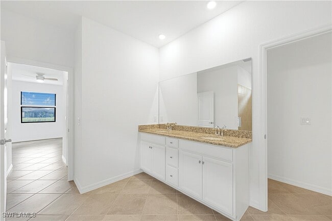 Building Photo - 14640 Palamos Cir
