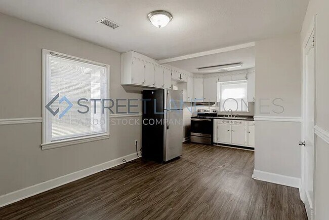 Foto del edificio - 209 Peachtree Cir