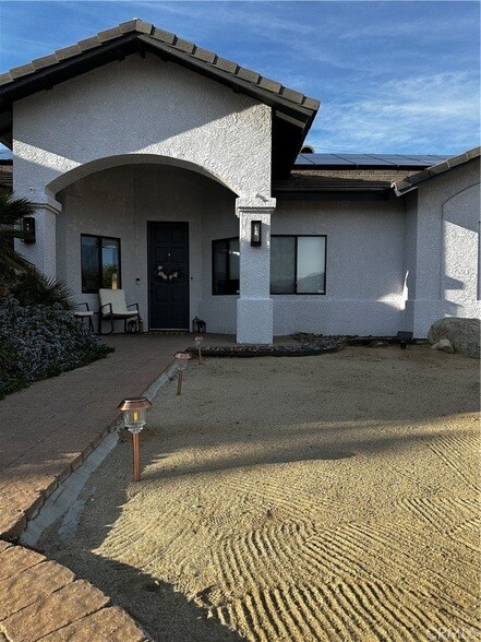 Building Photo - 7525 Whitney Ave