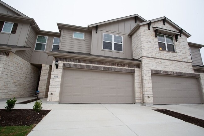 Building Photo - Lock-&-Leave Living in Pflugerville! 3BR T...