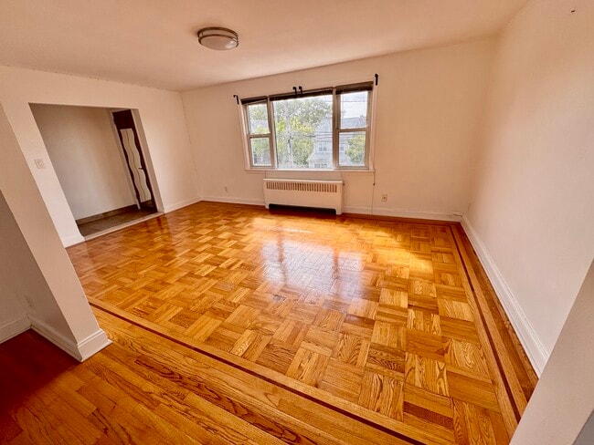 And a large family room make this a great apartment for entertaining - 1624 Ohm Ave