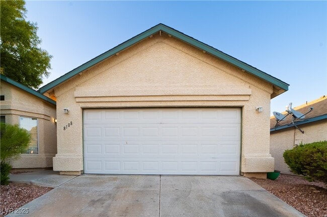 Building Photo - 8108 Bay Springs Dr