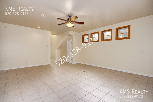 Building Photo - 635 Harvill Dr