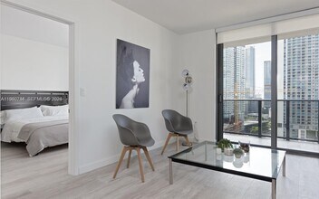 Building Photo - 45 SW 9th St