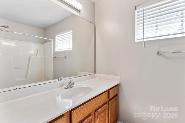 Building Photo - 2003 Red Carpet Ct