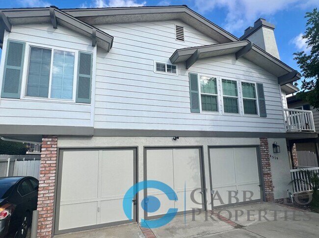 Foto del edificio - Gorgeous 2bd/2ba Condo with In Unit Laundr...