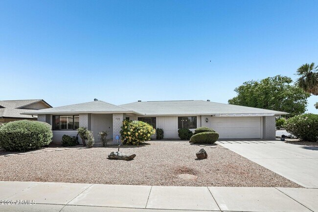 Foto del edificio - 12839 W Blue Bonnet Dr