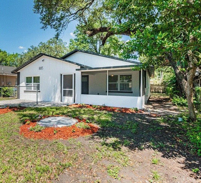 Foto del edificio - 8115 North Semmes Street