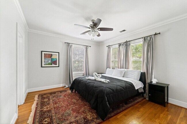 Foto del edificio - 1323 Briarcliff Rd NE