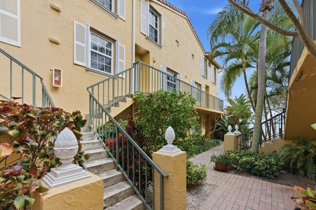 Foto del edificio - 1155 Lake Shore Dr