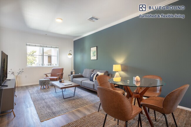 Foto del edificio - 1724 N Highland Ave