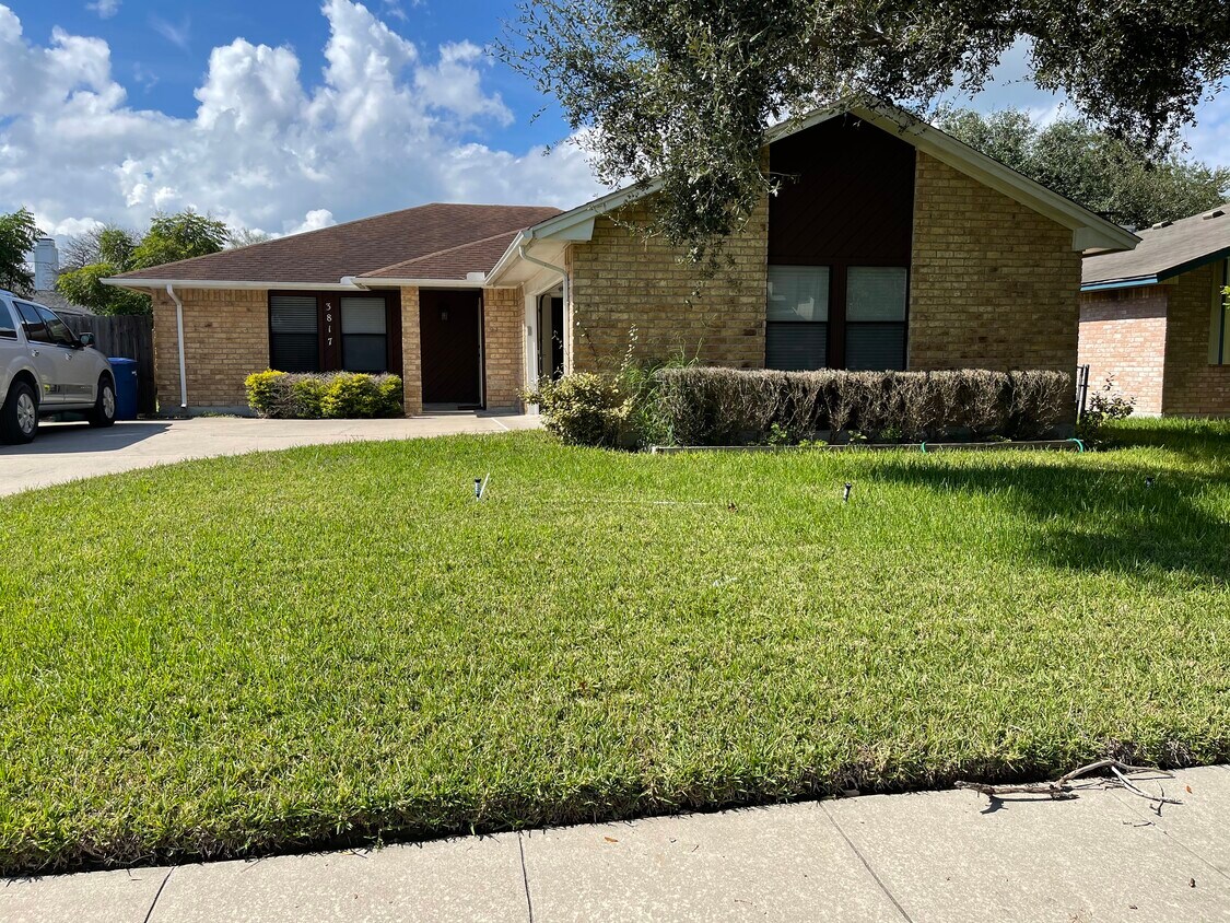 3817 Devils Creek Dr, Corpus Christi, TX 78410 House Rental in Corpus