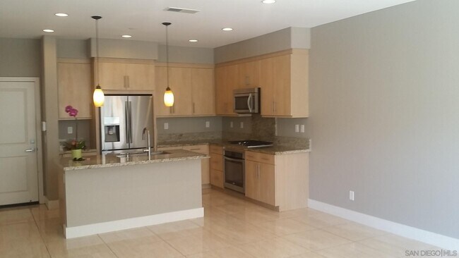 Foto del edificio - 1660 Fairlead Ave