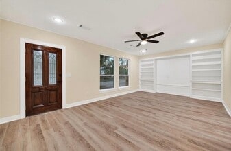 Building Photo - 2725 Avenue F