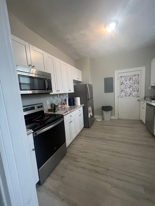 Photo - 246 Hatton St Apartment