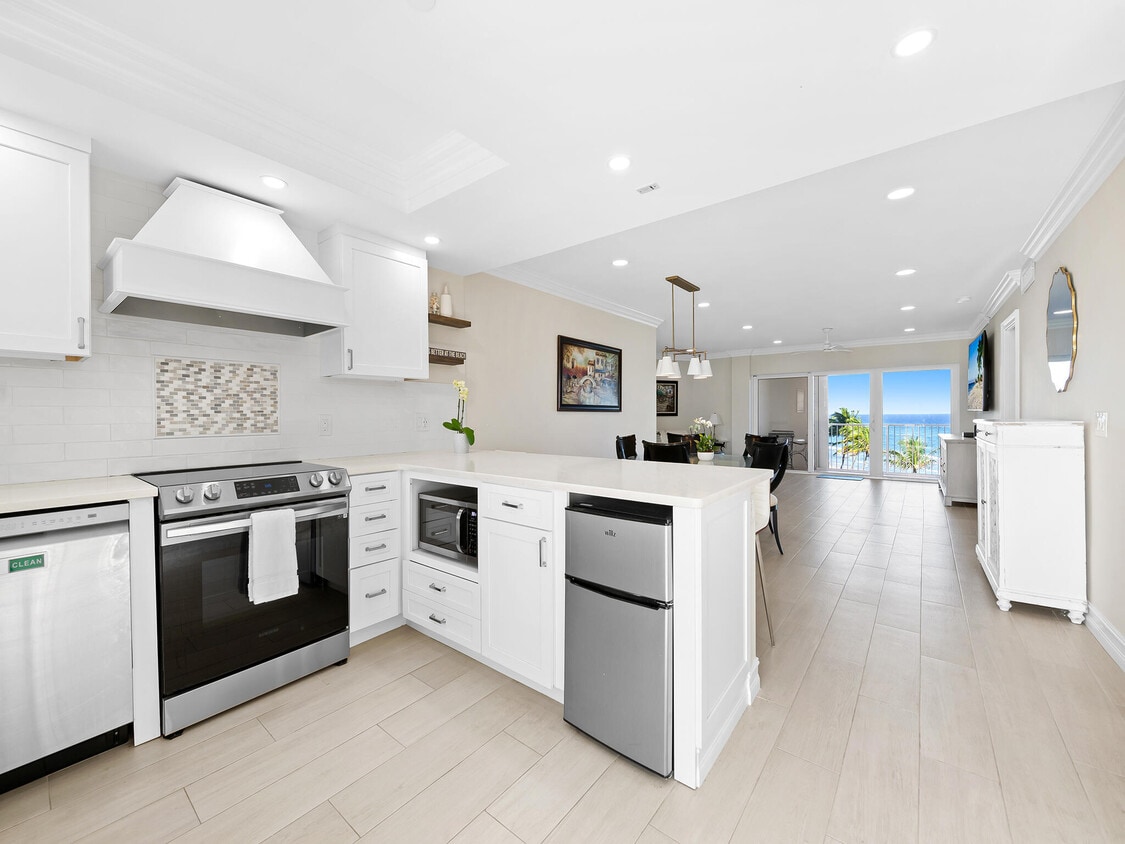 Foto principal - 3101 S Ocean Blvd