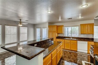 Building Photo - 3981 Erva St