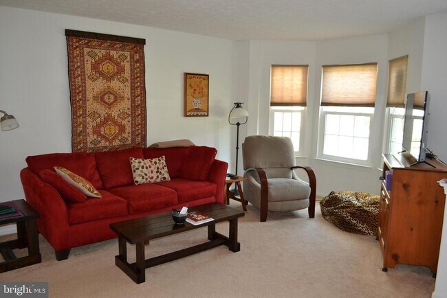 Foto del edificio - 9325 Steeple Ct