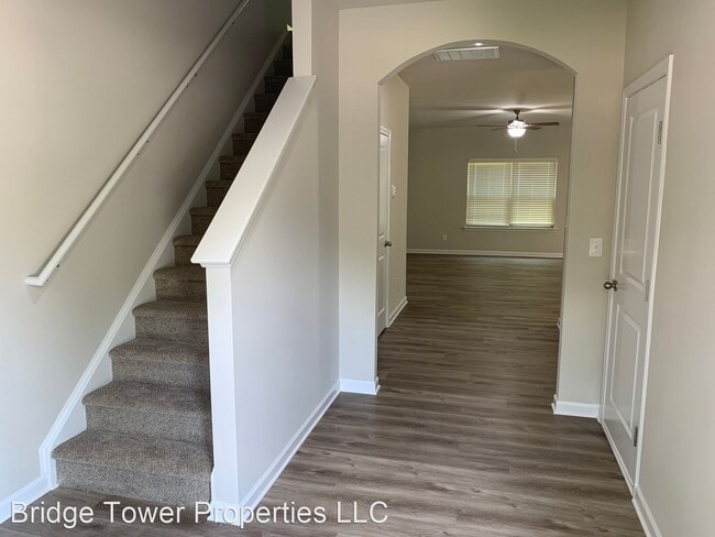 Building Photo - 4 br, 2.5 bath House - 7319 Neal Road