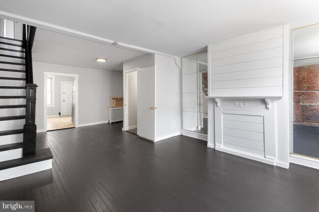 Foto del edificio - 2341 Watkins St