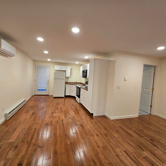 Foto del edificio - 55 Glen Hill Rd