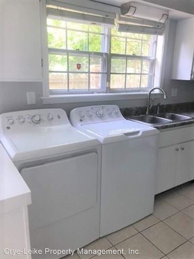 Foto del edificio - 2 br, 1.5 bath House - 5686 Quince Road # 1