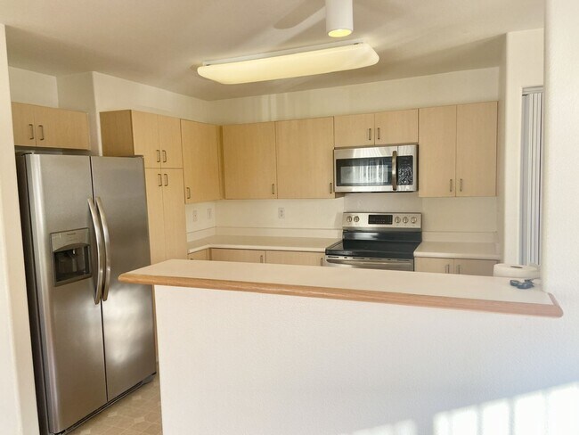 Foto del edificio - Highly Desirable 3 bedroom Town house in H...