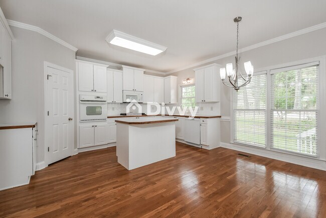 Foto del edificio - 9820 Canongate Pkwy