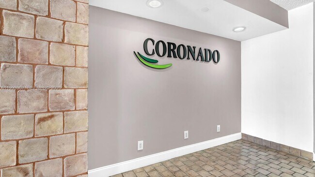 Foto del edificio - 20301 W Country Club Dr