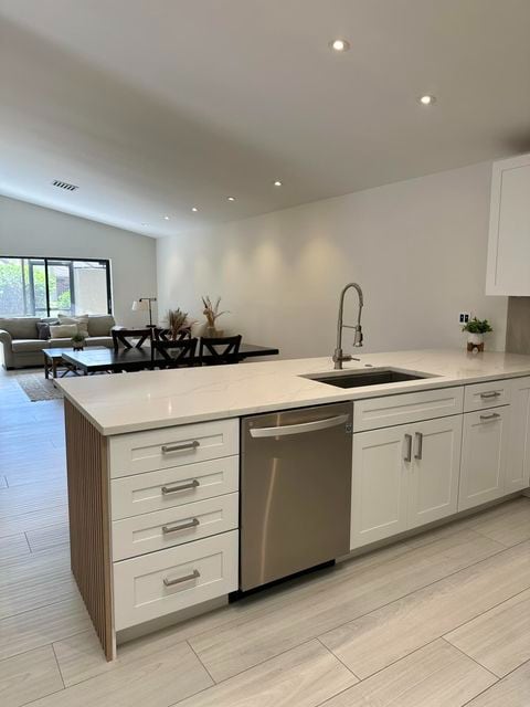 Foto del edificio - 22670 Vistawood Way