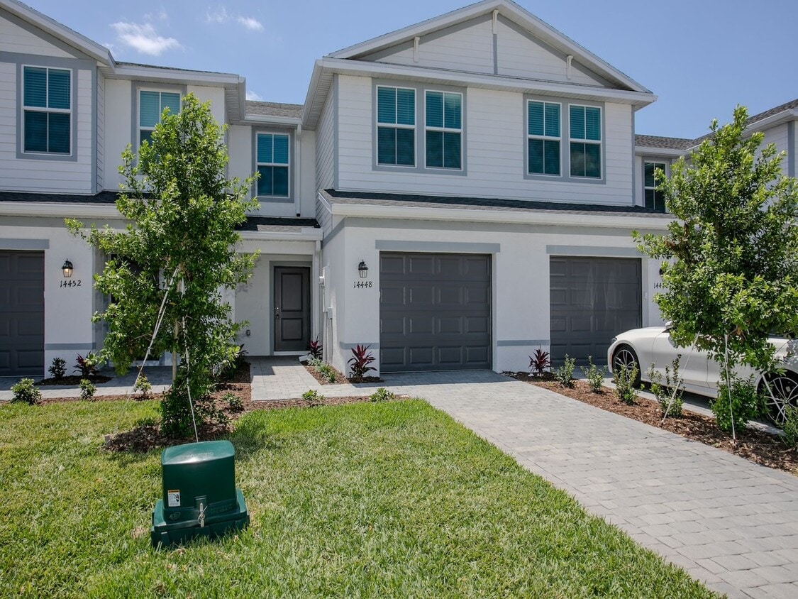 Brand-New 3BR/2.5BA Townhouse for Rent in Lakewood Ranch — $2,499/Month, Internet & Lawn Care Inc... - Brand-New 3BR/2.5BA Townhouse for Rent in Lakewood Ranch — $2,499/Month, Internet & Lawn Care Inc...