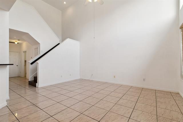 Foto del edificio - 941 Englewood Ln