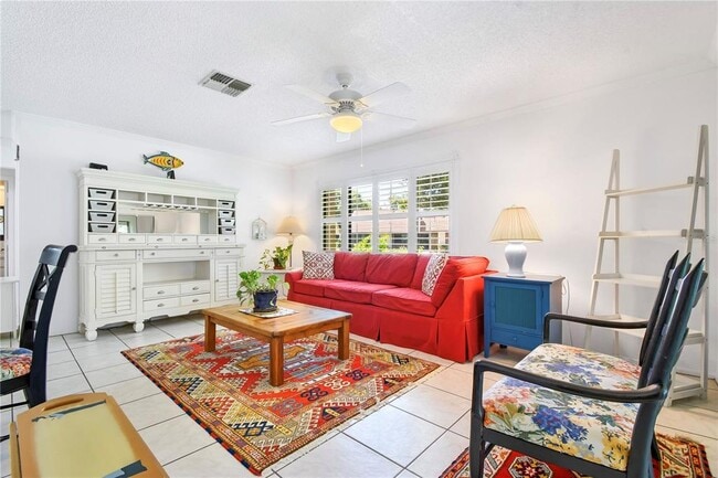 Building Photo - 2573 Oakleaf Ln