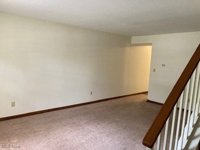 Foto del edificio - 723 Lakeview Dr