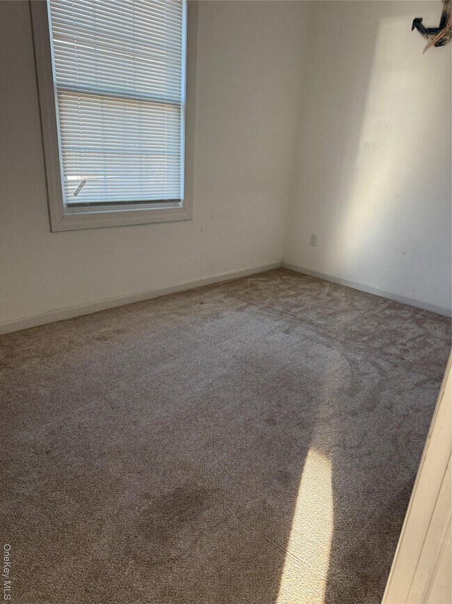 Foto del edificio - 26 Manhasset Dr