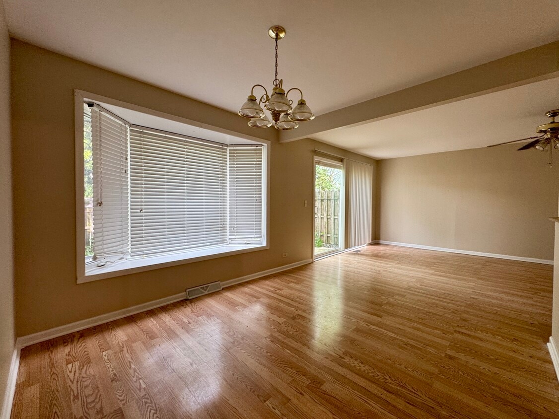 Dining Room - 208 Monroe Rd