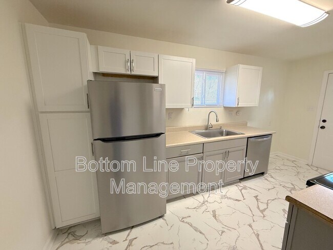 Foto del edificio - 2011 Holly St