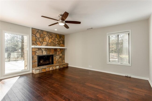 Building Photo - 820 Muirfield Trce