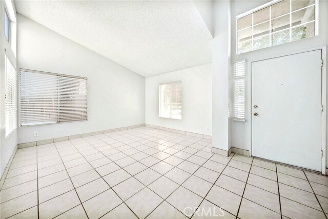 Building Photo - 771 E Ave H10