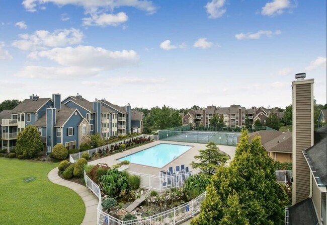 Foto del edificio - 112 Longfield Ct