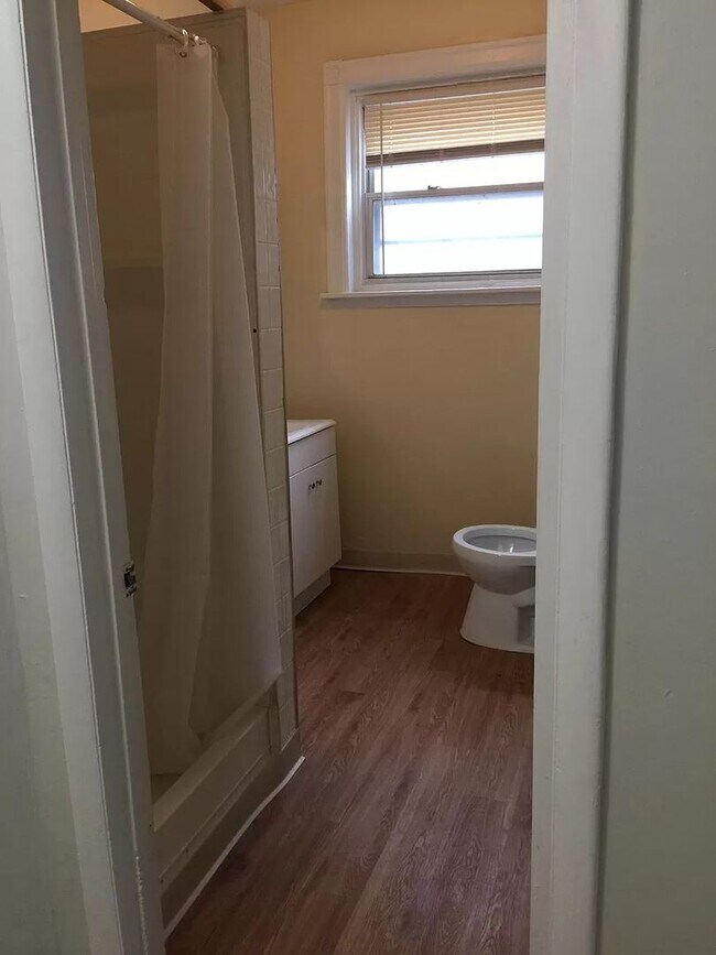 Foto del edificio - 4732 D St