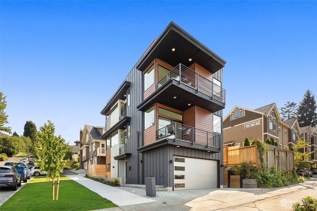 Foto principal - Brand New Private Home! | North Queen Anne!
