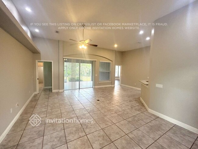 Building Photo - 2909 Dunhill Cir