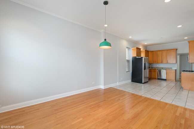 1350 N Bell Ave Unit 2, Chicago, IL 60622 - Condo for Rent in Chicago, IL |  