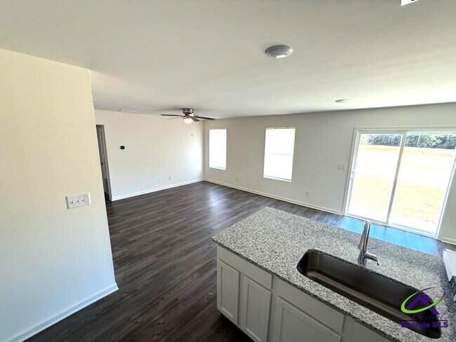 Foto del edificio - 307 Gazebo Dr