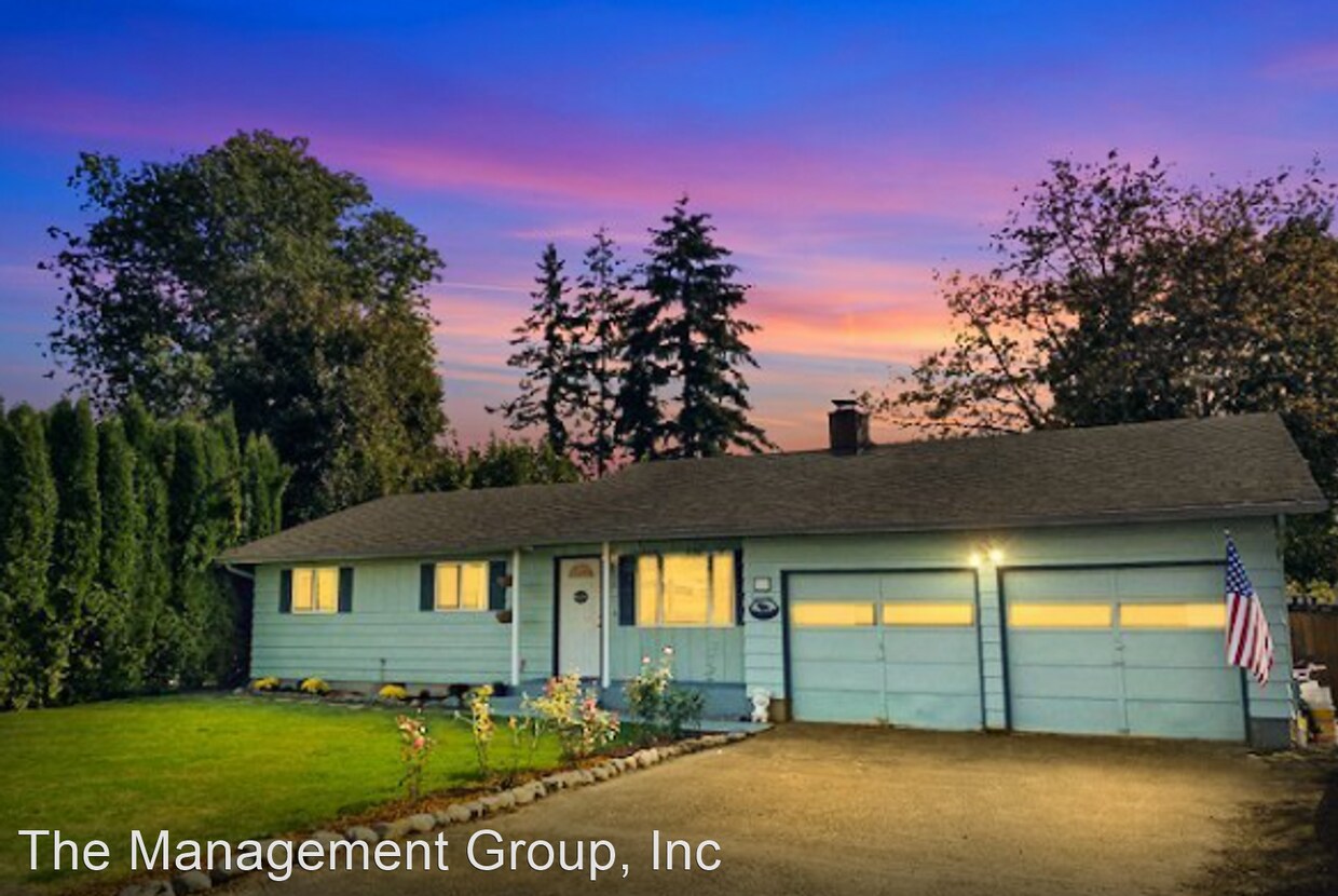 Foto principal - 3 br, 1.5 bath House - 11 NE 10th Street